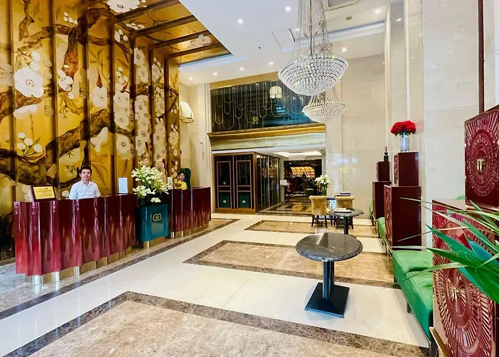 Golden Silk Boutique - Old Quarter